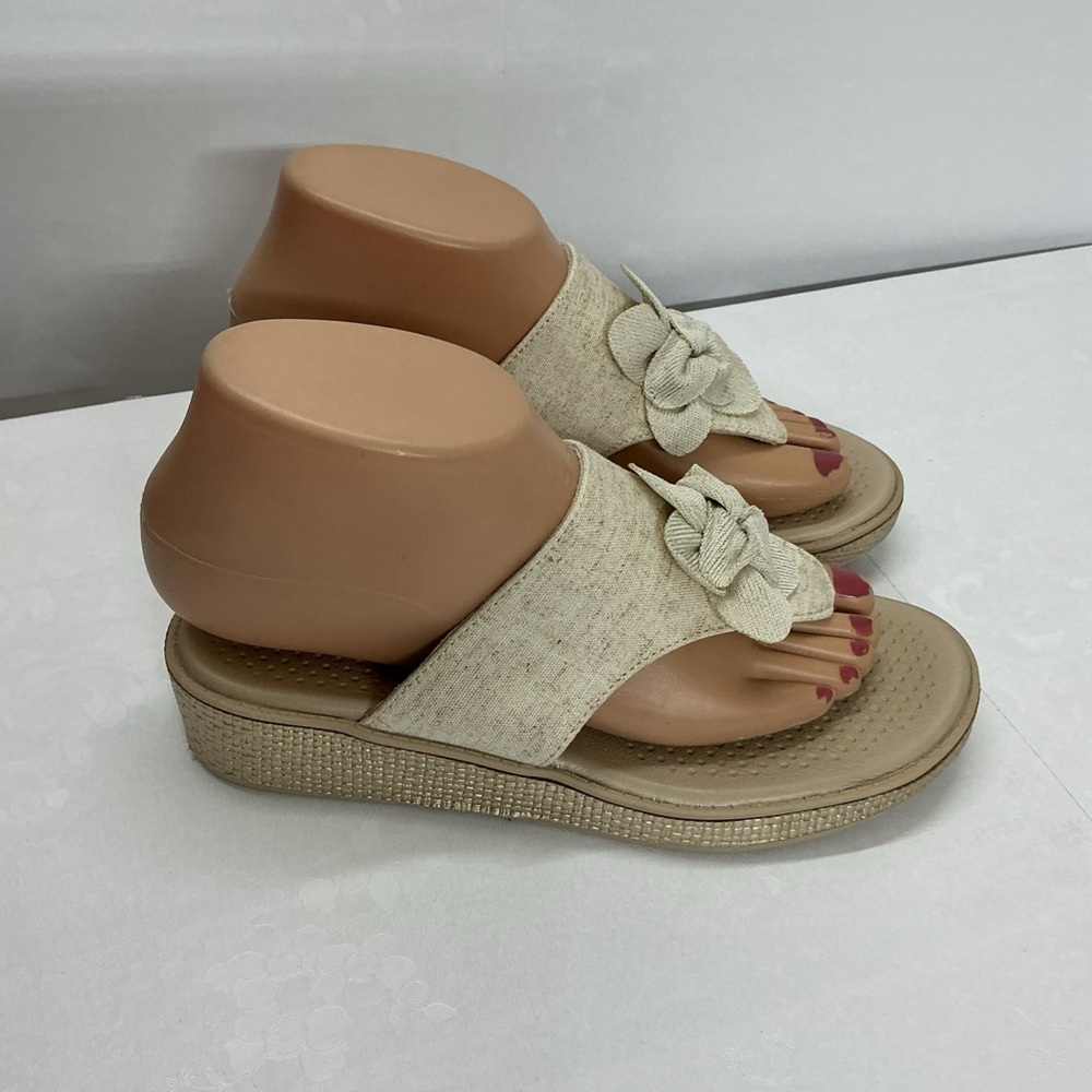 easy street Bloom Cream Floral Women's Sandals - Picture 4 of 7